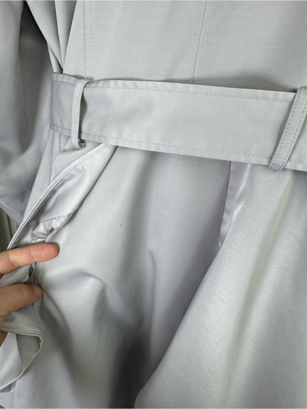 Bebe.   Gray Trench Coat with Tailored Silhouette and Cinched Waist - Picture 13 of 14